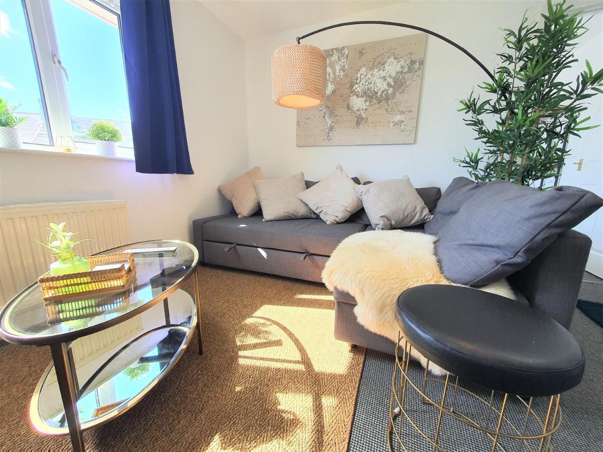 Thesiger Court Apartments - Free Private Parking - By Property Promise Cardiff Exterior foto